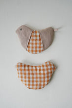 Load image into Gallery viewer, Bird Pot Holder - Assorted Colors