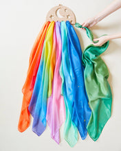 Load image into Gallery viewer, Sarah’s Silks - Wooden Star Display for Playsilks, Waldorf Toys
