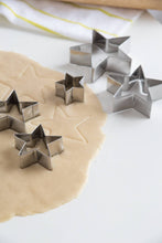 Load image into Gallery viewer, Stainless Steel Star Cookie Cutter Set, 5-Piece, 2” to 3.5"