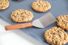 Load image into Gallery viewer, Fox Run Cookie Spatula, Stainless Steel with Wood Handle, 7"