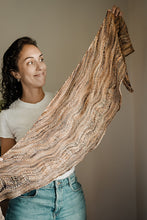 Load image into Gallery viewer, One Love Shawl Pattern Joji Locatelli