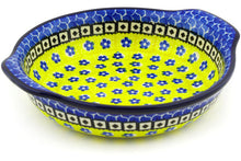Load image into Gallery viewer, 7" Round Baker with Handles - Polish Pottery - Sunburst Daisies - Ceramika Artystyczna