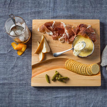 Load image into Gallery viewer, JK Adams Maple Mad River Cheese and Cracker Board