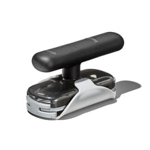 Load image into Gallery viewer, OXO Good Grips Twisting Jar Opener with Base Pad
