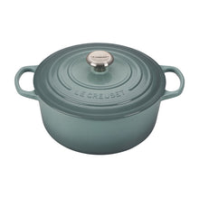 Load image into Gallery viewer, Le Creuset Round Dutch Oven - 5.5 QT
