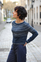 Load image into Gallery viewer, Sian pattern by Elizabeth Doherty