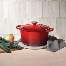 Load image into Gallery viewer, Le Creuset Signature Deep Round Oven - 6.5qt