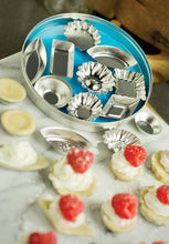 Load image into Gallery viewer, Mini Tartlet Set, Tin Plated Steel, 36-Piece