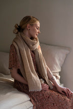 Load image into Gallery viewer, Halaus Linen Scarf, Gold- Lapuan Kankurit