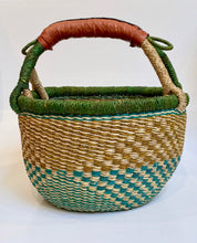 Load image into Gallery viewer, Small Bolga  Basket, assorted colors
