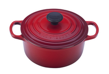 Load image into Gallery viewer, Le Creuset Round Dutch Oven - 2 QT