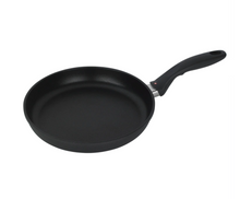 Load image into Gallery viewer, Swiss Diamond XD Frypan 10.25" to 12.5"