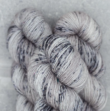 Load image into Gallery viewer, Madelinetosh Yarn - Tosh Merino Light