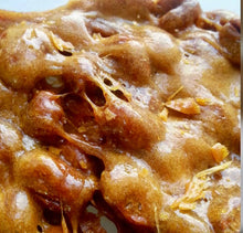 Load image into Gallery viewer, Handmade Peanut Brittle 5 oz. Bag
