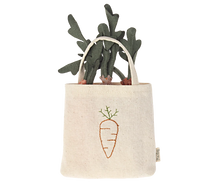 Load image into Gallery viewer, Carrots in Shopping Bag - Maileg
