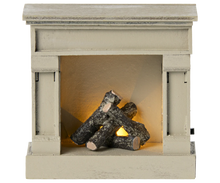 Load image into Gallery viewer, Mouse Fireplace, Off White -  Maileg
