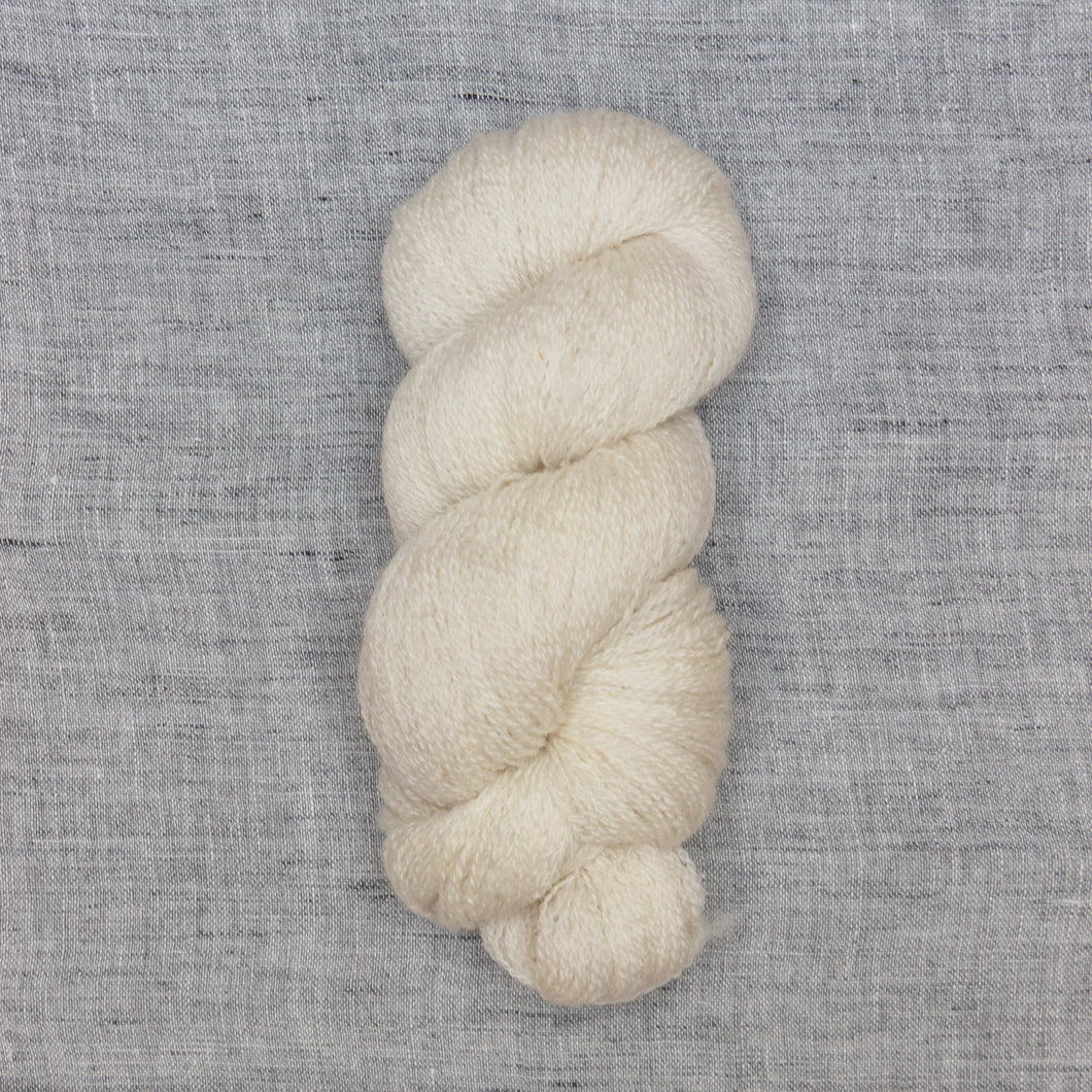 Prairie Farms Woolery 2021 Finn Gemma & Hannah Fingering