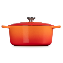 Load image into Gallery viewer, Le Creuset Round Dutch Oven - 7.25 QT
