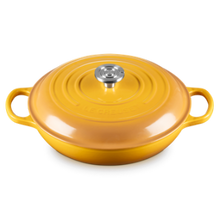 Load image into Gallery viewer, Le Creuset Signature Round Braiser - 3.5 qt
