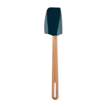 Load image into Gallery viewer, Le Creuset - Signature Silicone Medium Spatula
