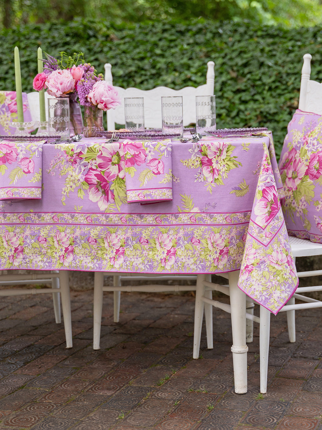 April Cornell - Charming Purple Tablecloth