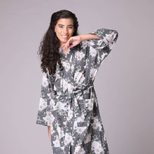 Load image into Gallery viewer, Juliana Robe
