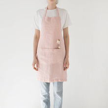 Load image into Gallery viewer, Misty Rose Linen Daily Apron
