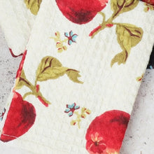 Load image into Gallery viewer, April Cornell - Apple Tiny Towel (sold individually)
