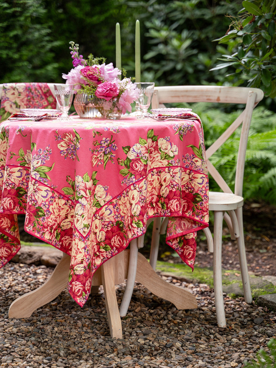 April Cornell – Blanche Tablecloth, Pink