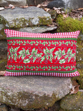 Load image into Gallery viewer, April Cornell - Holly Cushion with Filler

