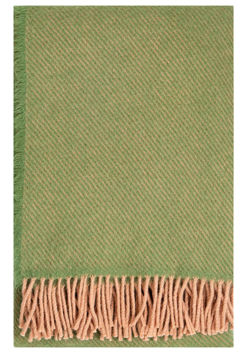 Ilo Wool Blanket, Powder-Olive - Lapuan Kankurit