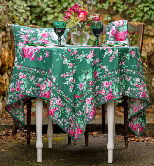 April Cornell - Ivy Cottage Rose Tablecloth