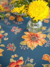 Load image into Gallery viewer, April Cornell - Prairie Tablecloth - Teal
