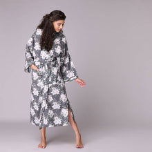 Load image into Gallery viewer, Juliana Robe
