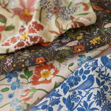 Load image into Gallery viewer, POPPIES Linen Tea Towel - Botanica Paper Co
