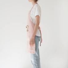 Load image into Gallery viewer, Misty Rose Linen Daily Apron
