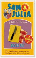 Load image into Gallery viewer, Sam &amp; Julia - Mini Box With Items

