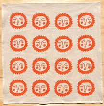 Load image into Gallery viewer, Sun Tea Towel
