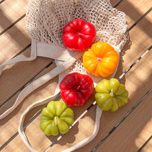 Load image into Gallery viewer, Heirloom Tomato Beeswax Candle

