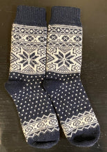 Load image into Gallery viewer, Wool Wear Traditional Scandinavian Socks
