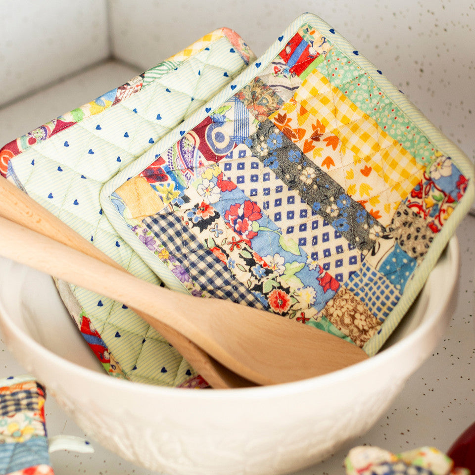 April Cornell - Patch Parade Patchwork Potholder, Set of 2