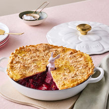 Load image into Gallery viewer, Le Creuset - Pie Vent - Bunny
