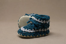 Load image into Gallery viewer, Padraig Slippers
