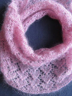 Circle of Love Lace Cowl