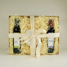 Load image into Gallery viewer, Dipping Oil &amp; Vinegar Gift Set
